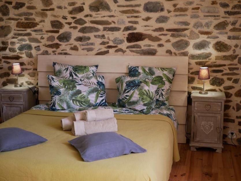 Les Jardins De Lumiere Bed & Breakfast Brusque Exterior photo