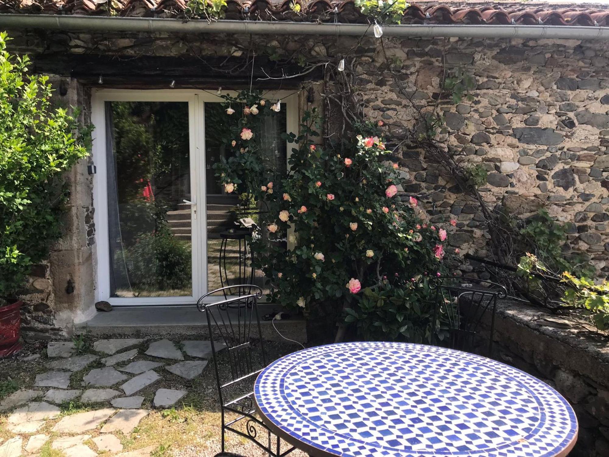 Les Jardins De Lumiere Bed & Breakfast Brusque Exterior photo